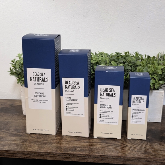 Ahava Dead Sea Naturals Skincare Set (BUNDLE)
